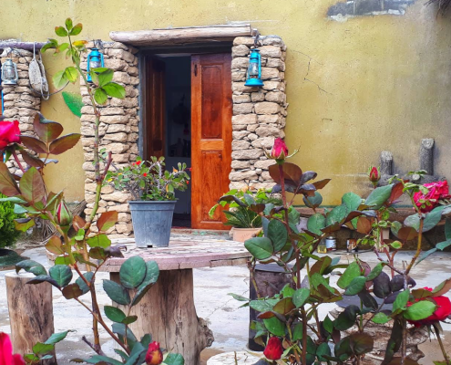 Nakhoda Ali Eco-Lodge, Bashī Village (Tangestan)